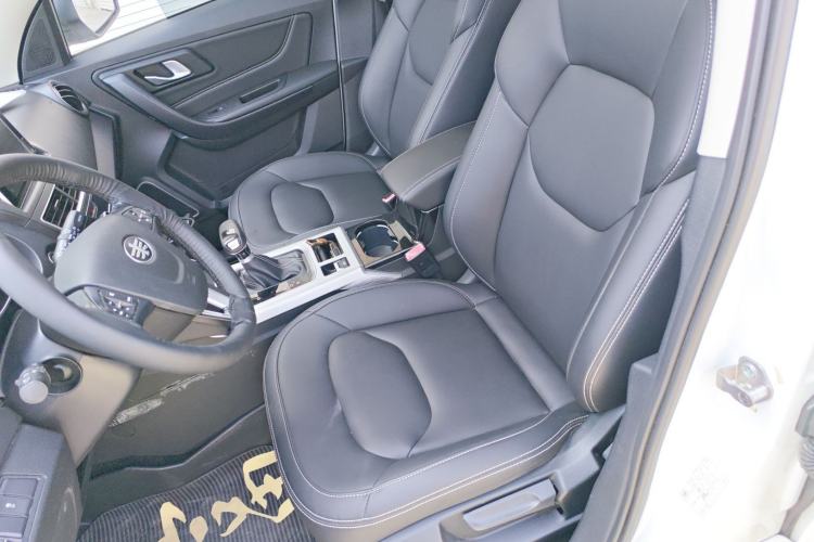 Used Bestune X40 2019 1.6L Automatic Luxury Edition China VI Left Front Seat