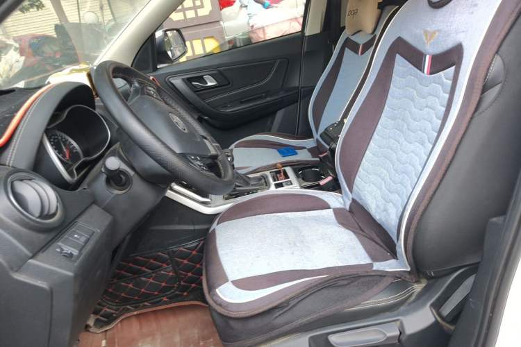 Used Bestune X40 2019 1.6L Automatic Luxury Version China V Emission Standard Left Front Seat