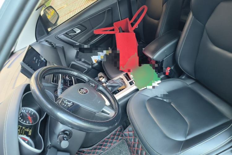 Used Bestune X40 2019 1.6L Automatic Luxury Version China V Emission Standard Left Front Seat