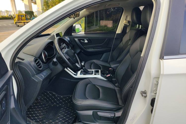 Used Bestune X40 2019 1.6L Automatic Luxury Edition China VI Left Front Seat