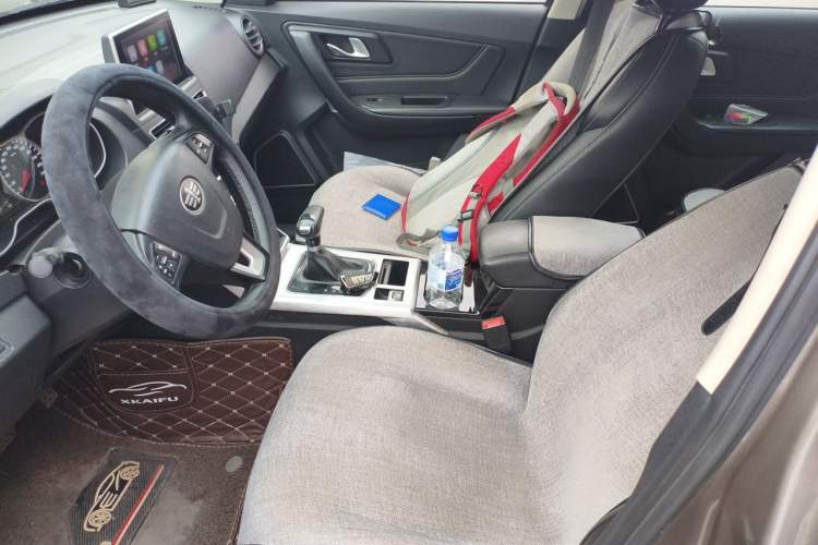 Used Bestune X40 2019 1.6L Automatic Luxury Version China V Emission Standard Left Front Seat