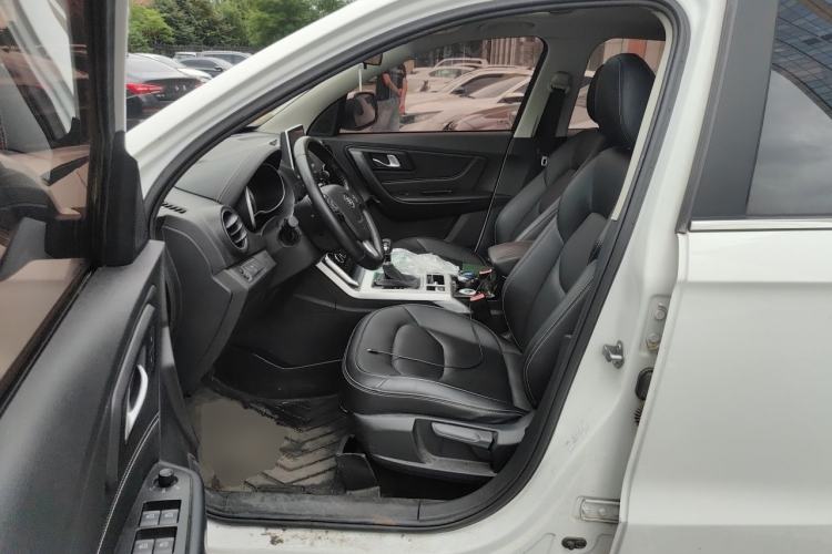 Used Bestune X40 2019 1.6L Automatic Luxury Version China V Emission Standard Left Front Seat
