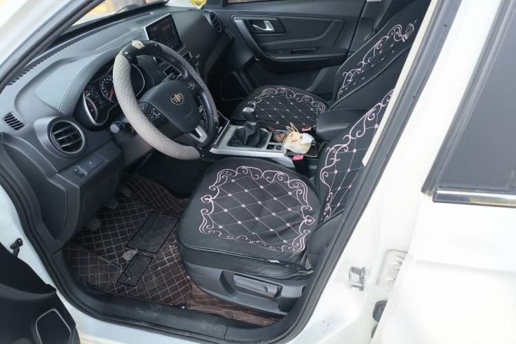 Used Bestune X40 2019 1.6L Manual Luxury Edition China VI Left Front Seat