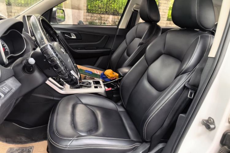 Used Bestune X40 2019 1.6L Automatic Luxury Edition China VI Left Front Seat