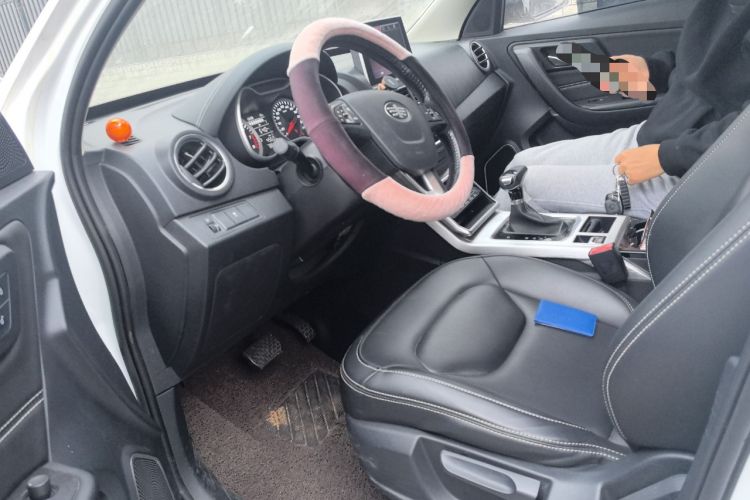 Used Bestune X40 2019 1.6L Automatic Luxury Version China V Emission Standard Left Front Seat