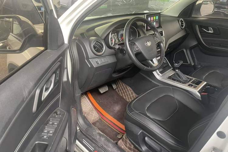 Used Bestune X40 2019 1.6L Automatic Luxury Edition China VI Left Front Seat