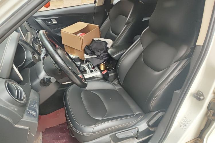 Used Bestune X40 2019 1.6L Manual Luxury Edition China VI Left Front Seat