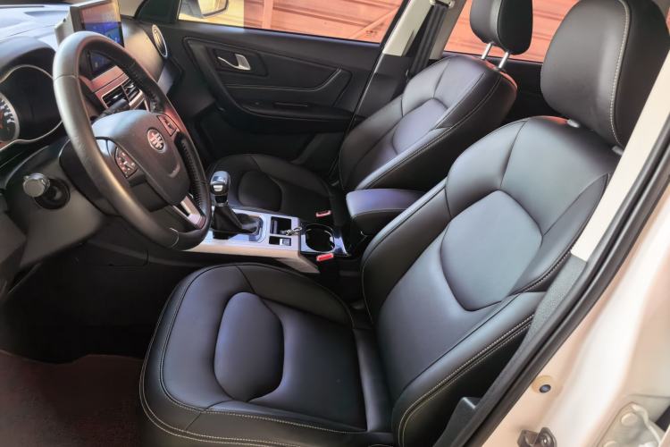Used Bestune X40 2019 1.6L Automatic Luxury Edition China VI Left Front Seat