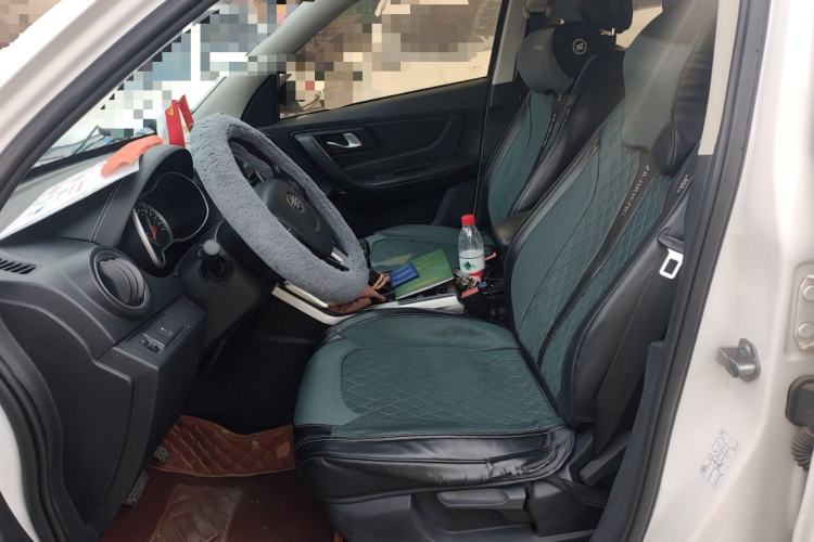 Used Bestune X40 2019 1.6L Automatic Luxury Edition China VI Left Front Seat