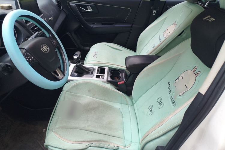 Used Bestune X40 2019 1.6L Automatic Luxury Version China V Emission Standard Left Front Seat