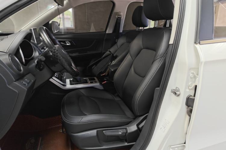 Used Bestune X40 2019 1.6L Automatic Luxury Edition China VI Left Front Seat