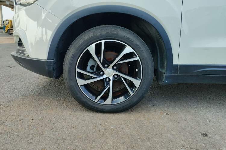 Used Bestune X40 2019 1.6L Automatic Luxury Edition China VI Left Front Wheel Hub