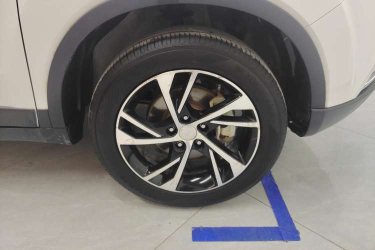 Used Bestune X40 2019 1.6L Manual Luxury Edition China V Left Front Wheel Hub