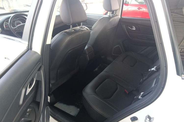 Used Bestune X40 2019 1.6L Automatic Luxury Edition China VI Left Rear Seat