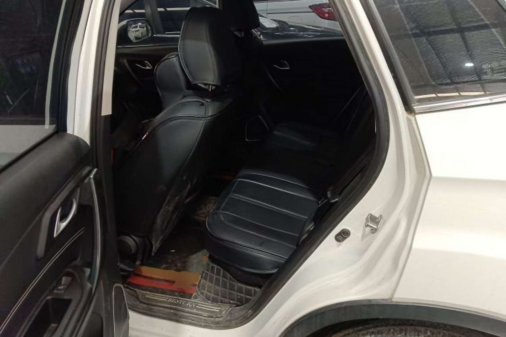Used Bestune X40 2019 1.6L Manual Comfort Version China VI Left Rear Seat