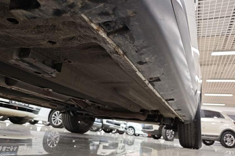 Used Bestune X40 2019 1.6L Automatic Luxury Version China V Emission Standard Left Side Sill
