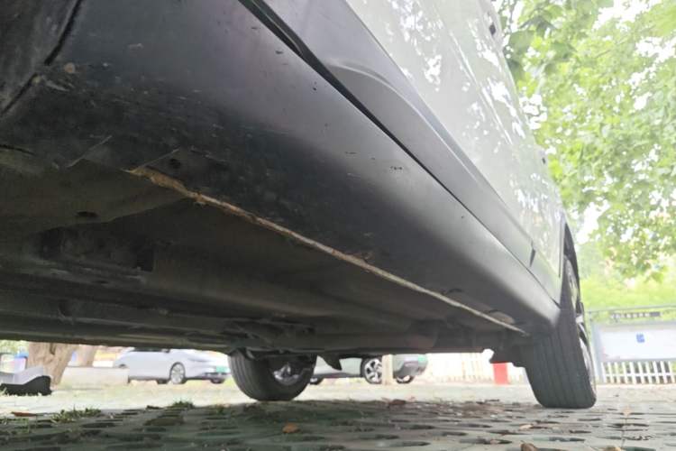 Used Bestune X40 2019 1.6L Manual Luxury Edition China VI Left Side Sill