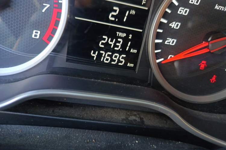 Used Bestune X40 2019 1.6L Manual Luxury Edition China VI Odometer Close Up