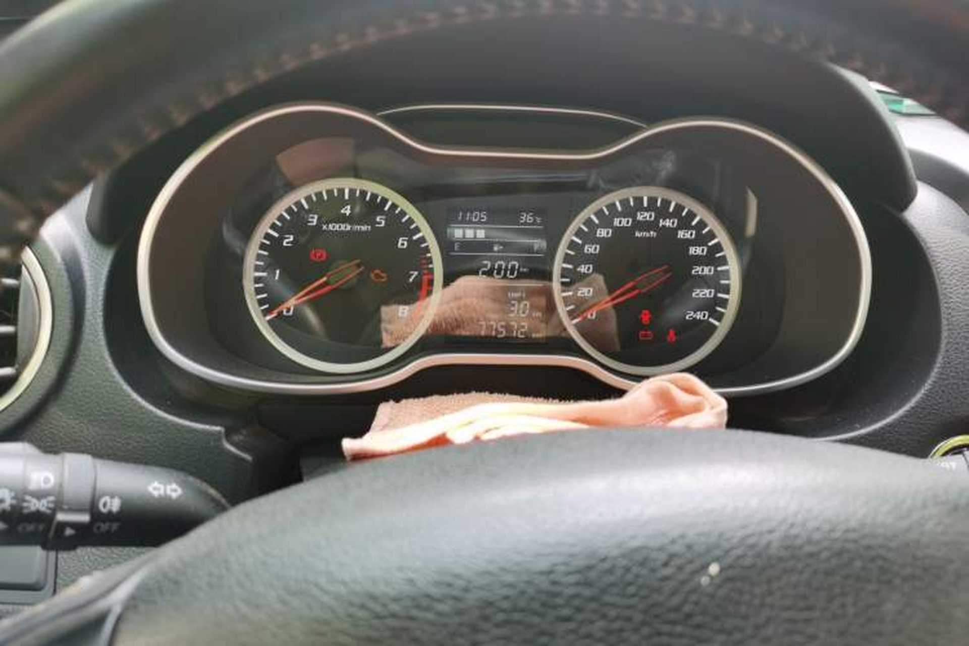 Used Bestune X40 2019 1.6L Manual Luxury Edition China VI Odometer Close Up