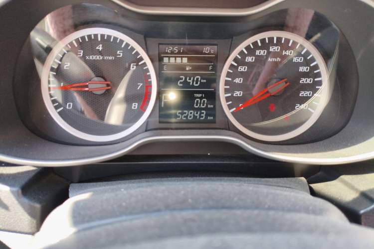 Used Bestune X40 2019 1.6L Automatic Luxury Edition China VI Odometer Close Up