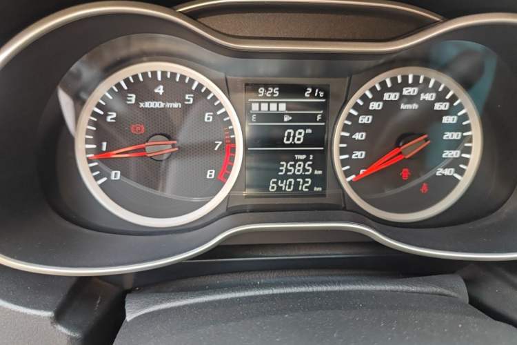 Used Bestune X40 2019 1.6L Manual Luxury Edition China VI Odometer Close Up