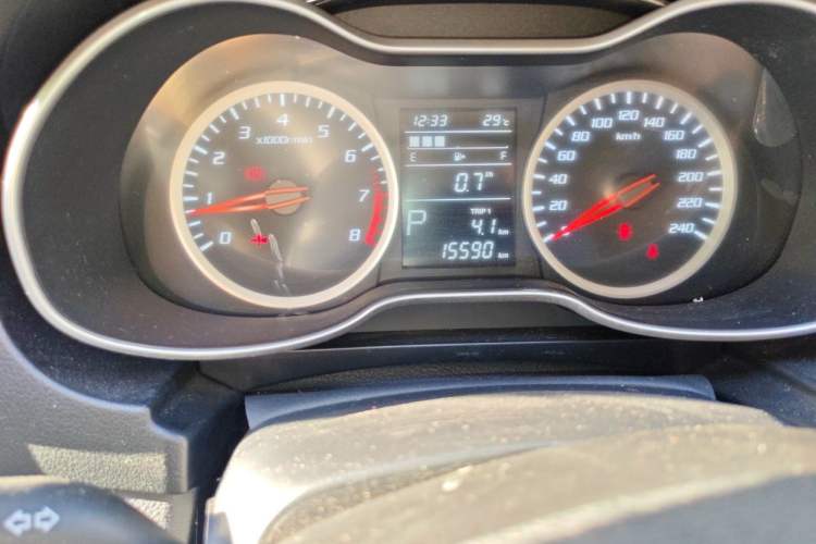 Used Bestune X40 2019 1.6L Automatic Luxury Version China V Emission Standard Odometer Close Up