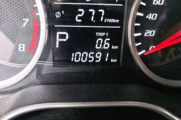 Used Bestune X40 2019 1.6L Automatic Luxury Edition China VI Odometer Close Up