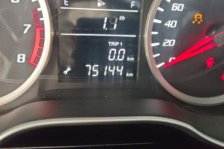 Used Bestune X40 2019 1.6L Manual Luxury Edition China VI Odometer Close Up