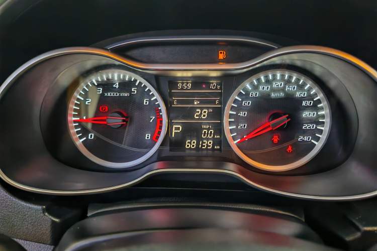 Used Bestune X40 2019 1.6L Automatic Luxury Edition China VI Odometer Close Up
