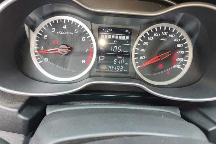 Used Bestune X40 2019 1.6L Automatic Luxury Edition China VI Odometer Close Up