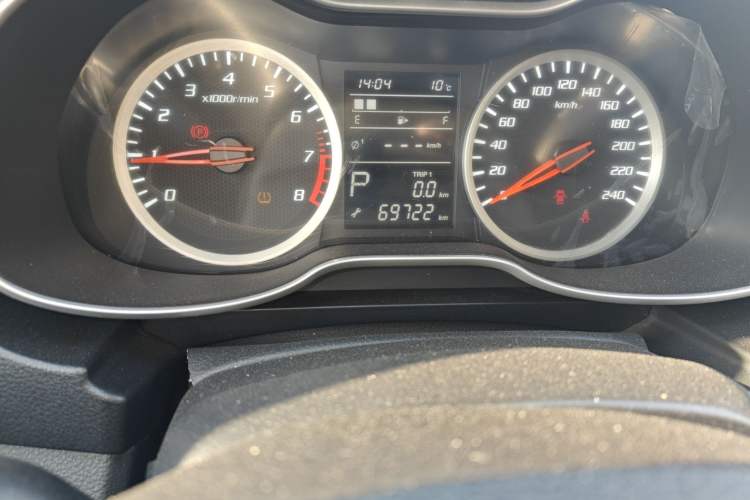 Used Bestune X40 2019 1.6L Automatic Luxury Edition China VI Odometer Close Up