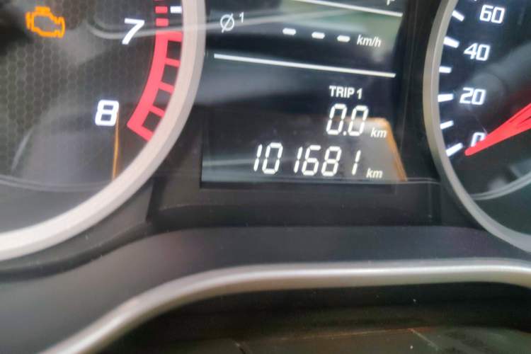Used Bestune X40 2019 1.6L Manual Luxury Edition China VI Odometer Close Up