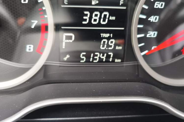 Used Bestune X40 2019 1.6L Automatic Luxury Version China V Emission Standard Odometer Close Up