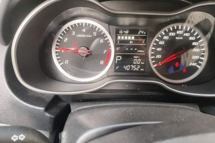Used Bestune X40 2019 1.6L Automatic Luxury Edition China VI Odometer Close Up