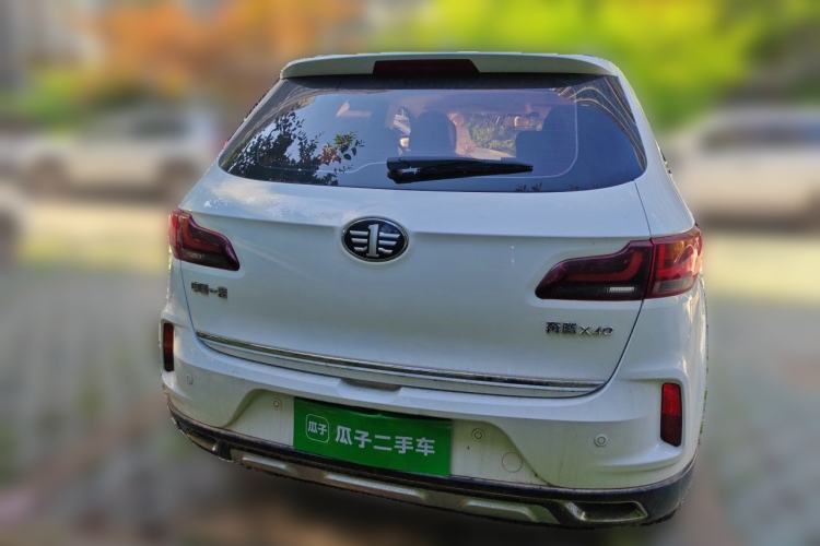 Used Bestune X40 2019 1.6L Automatic Luxury Version China V Emission Standard Rear