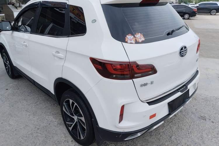 Used Bestune X40 2019 1.6L Manual Luxury Edition China V Rear Left 45 Deg