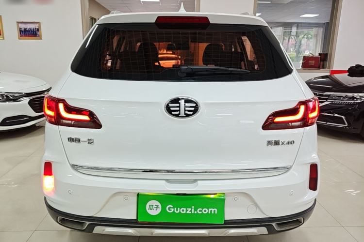 Used Bestune X40 2019 1.6L Automatic Luxury Version China V Emission Standard Rear