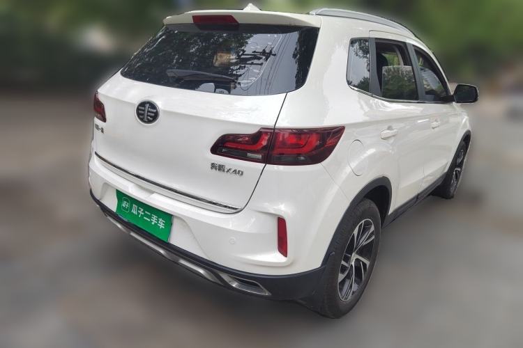 Used Bestune X40 2019 1.6L Automatic Luxury Version China V Emission Standard Rear Right 45 Deg
