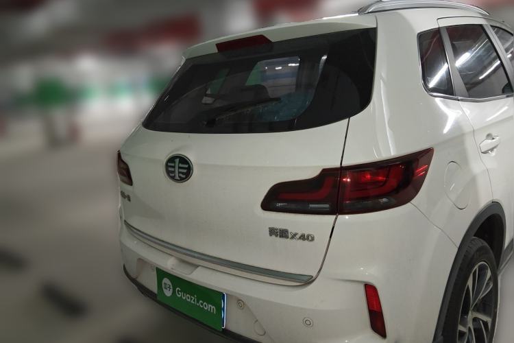 Used Bestune X40 2019 1.6L Automatic Luxury Edition China VI Rear