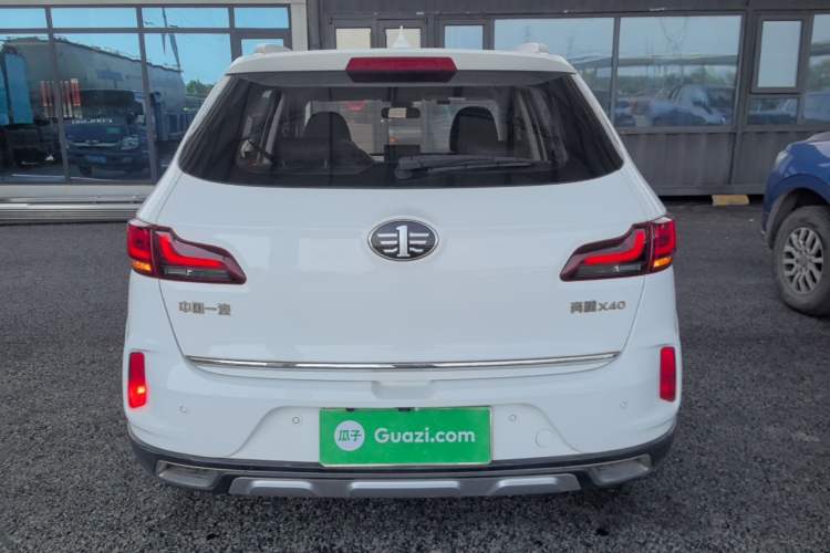 Used Bestune X40 2019 1.6L Automatic Luxury Version China V Emission Standard Rear