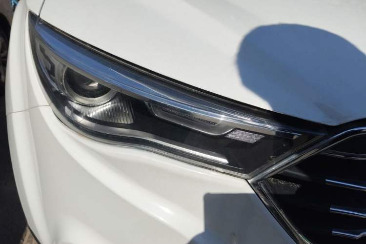 Used Bestune X40 2019 1.6L Manual Luxury Edition China V Right Front Headlight