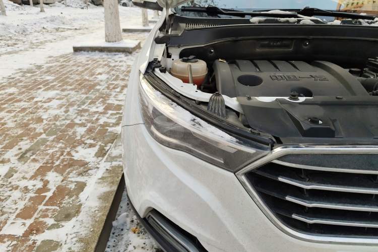Used Bestune X40 2019 1.6L Automatic Luxury Version China V Emission Standard Right Front Headlight