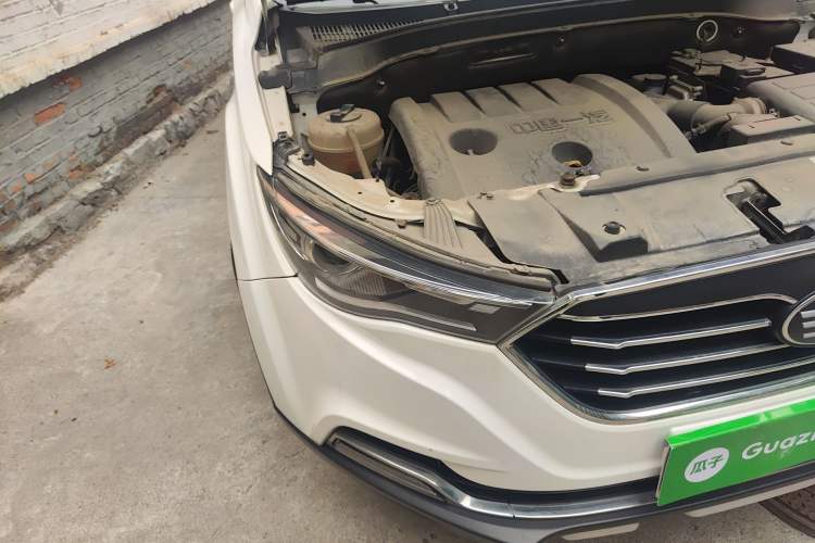 Used Bestune X40 2019 1.6L Automatic Luxury Version China V Emission Standard Right Front Headlight
