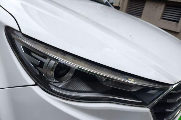 Used Bestune X40 2019 1.6L Automatic Luxury Version China V Emission Standard Right Front Headlight