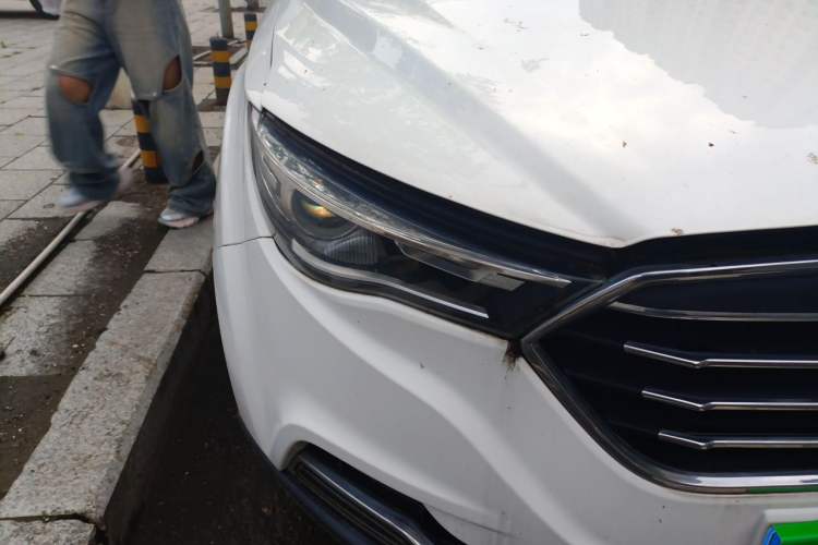 Used Bestune X40 2019 1.6L Automatic Luxury Version China V Emission Standard Right Front Headlight