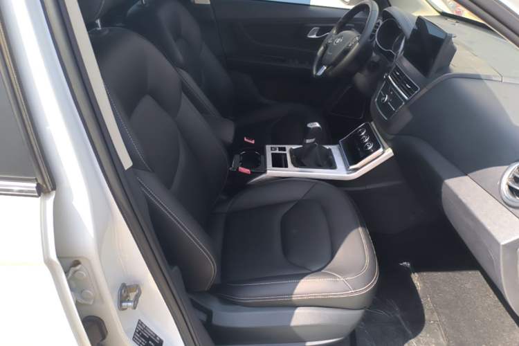 Used Bestune X40 2019 1.6L Manual Luxury Edition China VI Right Front Seat