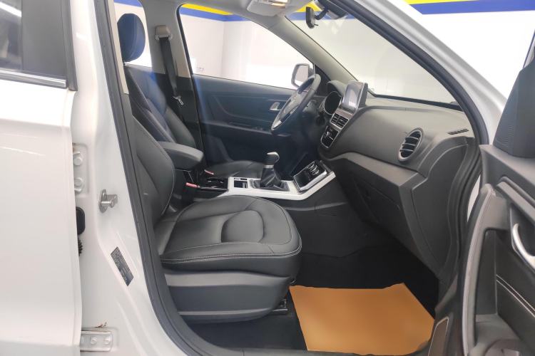 Used Bestune X40 2019 1.6L Manual Luxury Edition China V Right Front Seat