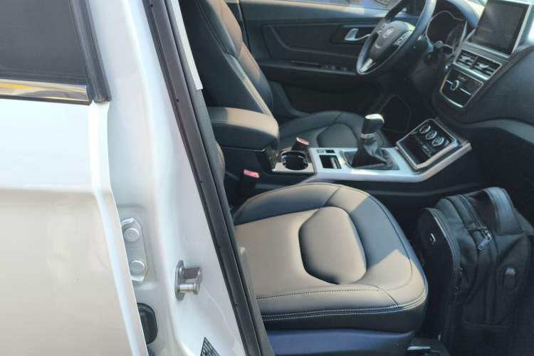 Used Bestune X40 2019 1.6L Manual Luxury Edition China V Right Front Seat