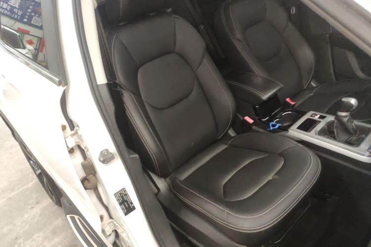 Used Bestune X40 2019 1.6L Manual Luxury Edition China V Right Front Seat