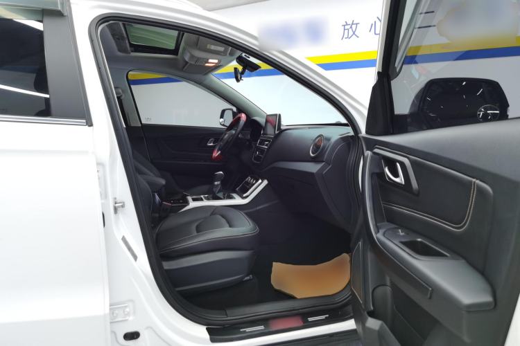 Used Bestune X40 2019 1.6L Manual Luxury Edition China VI Right Front Seat